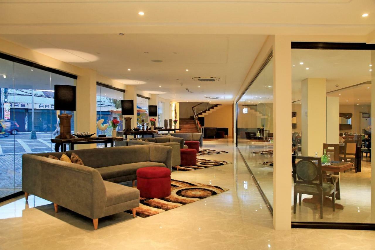 Proxy By The Oriental Albay Hotel Legazpi Luaran gambar